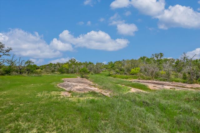 800 Texas Ave, Kingsland, TX 78639