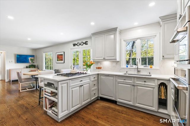 12 Norholt Drive, New Canaan, CT 06840