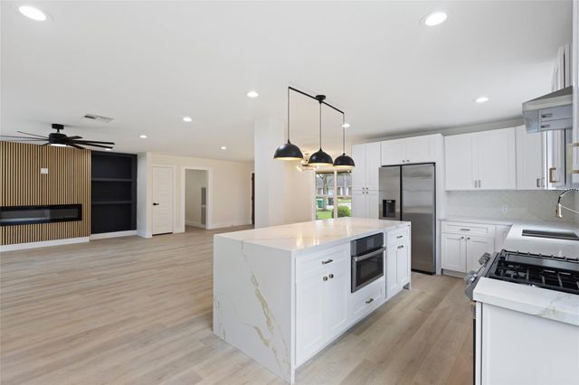 5514 Cheena Drive, Houston, TX 77096