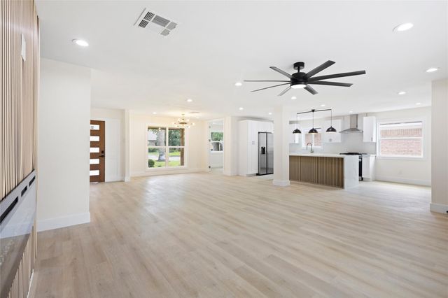 5514 Cheena Drive, Houston, TX 77096