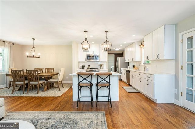 4156 Honeysuckle Drive SE, Smyrna, GA 30082