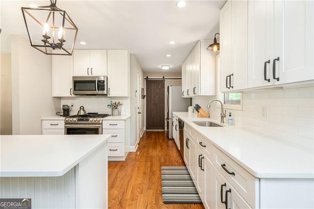 4156 Honeysuckle Drive SE, Smyrna, GA 30082