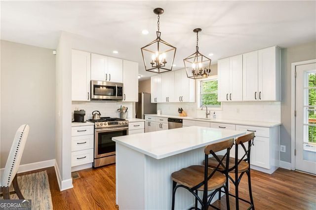 4156 Honeysuckle Drive SE, Smyrna, GA 30082
