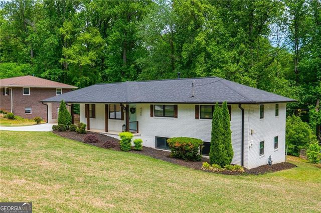 4156 Honeysuckle Drive SE, Smyrna, GA 30082