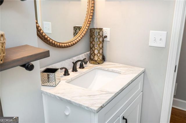 4156 Honeysuckle Drive SE, Smyrna, GA 30082