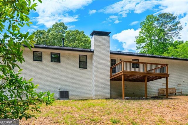 4156 Honeysuckle Drive SE, Smyrna, GA 30082