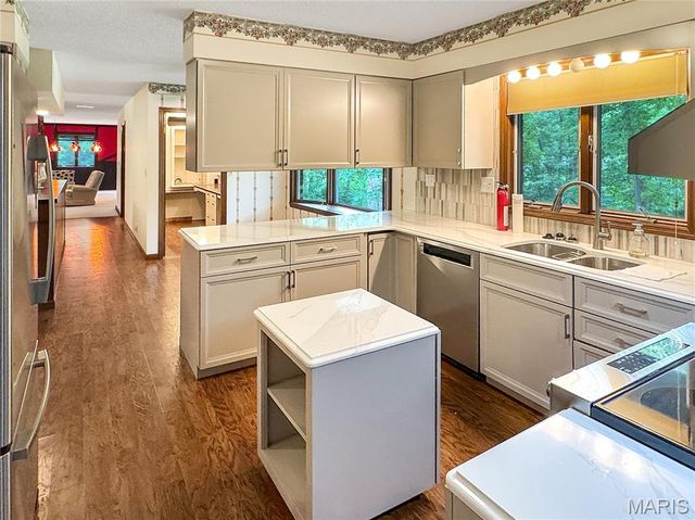 635 E Villa Ridge Road, Villa Ridge, MO 63089
