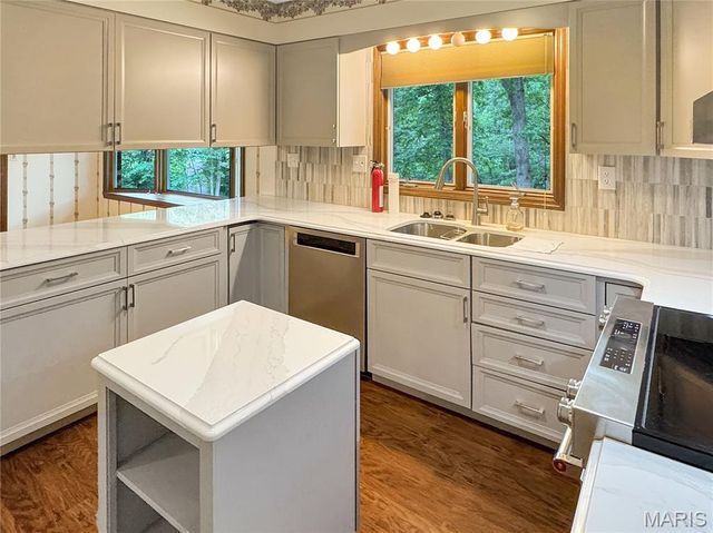 635 E Villa Ridge Road, Villa Ridge, MO 63089
