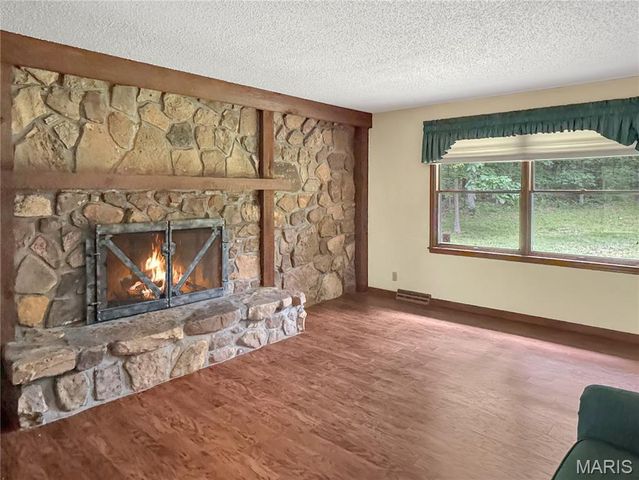 635 E Villa Ridge Road, Villa Ridge, MO 63089