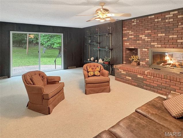 635 E Villa Ridge Road, Villa Ridge, MO 63089