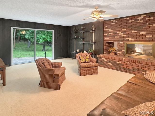 635 E Villa Ridge Road, Villa Ridge, MO 63089