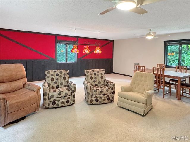 635 E Villa Ridge Road, Villa Ridge, MO 63089