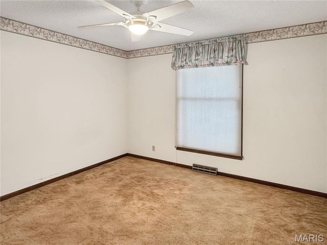 635 E Villa Ridge Road, Villa Ridge, MO 63089