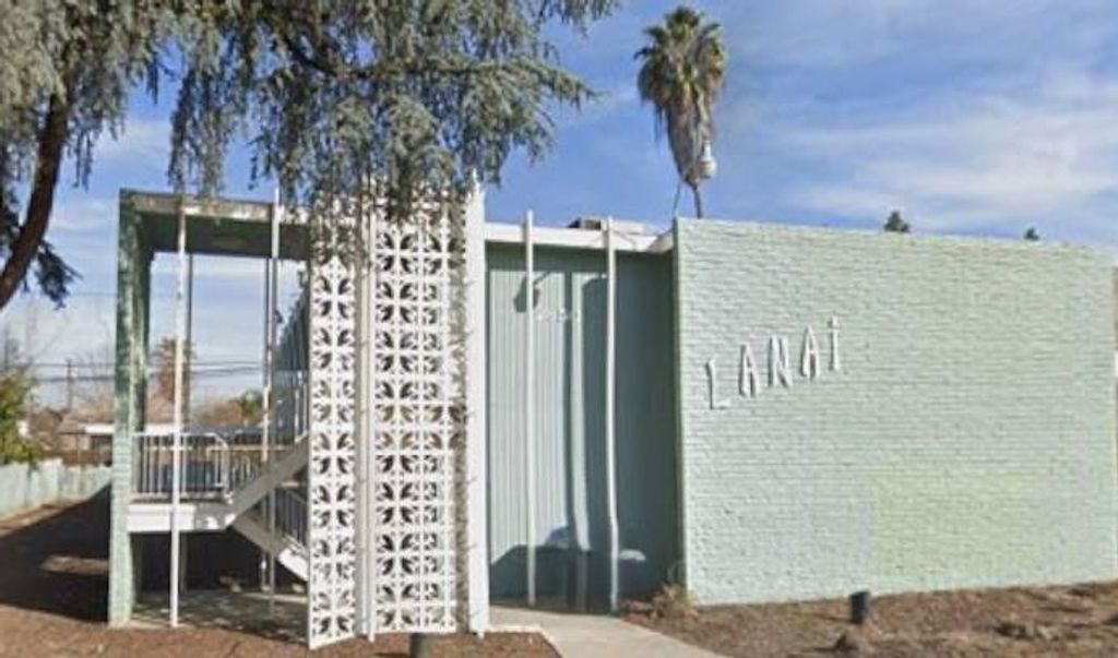 Image 1 of property listing at 2850 McCall Ave Apt F, Selma, CA 93662