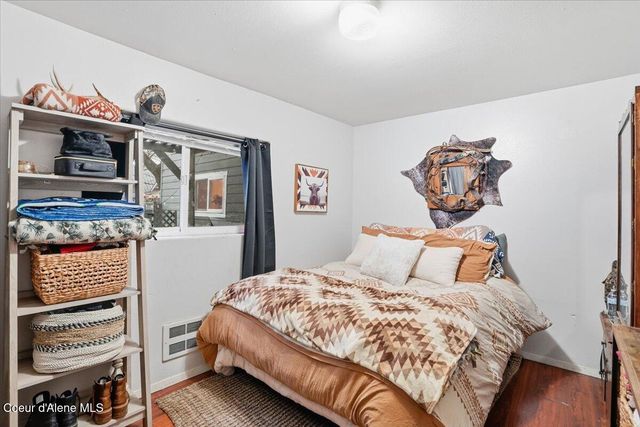 215 N Forest AVE, Sandpoint, ID 83864