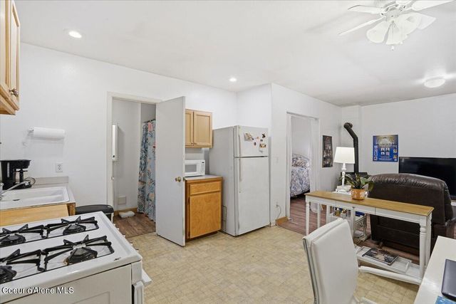 215 N Forest AVE, Sandpoint, ID 83864