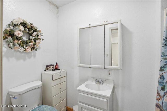 215 N Forest AVE, Sandpoint, ID 83864