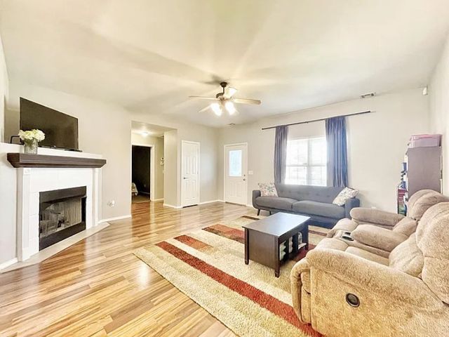 1031 Evergreen Street, Centerton, AR 72719