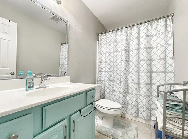 1031 Evergreen Street, Centerton, AR 72719