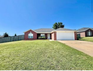 1031 Evergreen Street, Centerton, AR 72719
