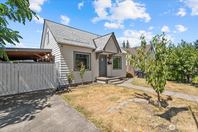 7012 S Warner Street, Tacoma, WA 98409