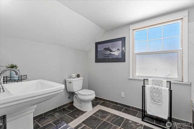 7012 S Warner Street, Tacoma, WA 98409