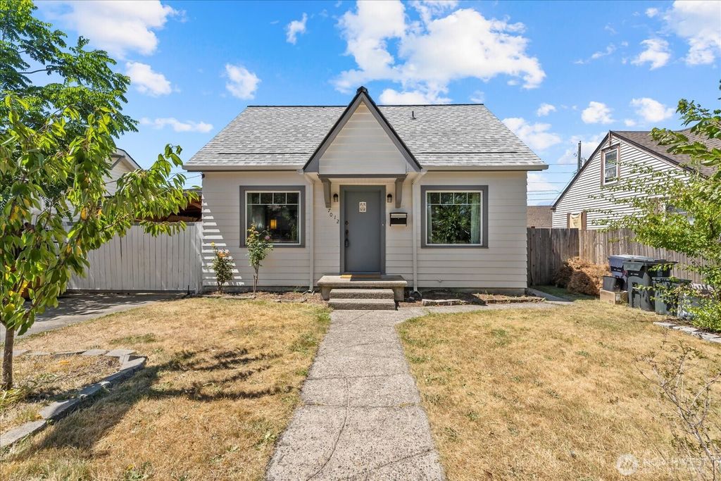 7012 S Warner Street, Tacoma, WA 98409