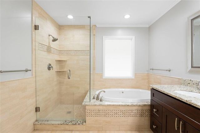 3895 MARHAM PARK Circle, Loganville, GA 30052