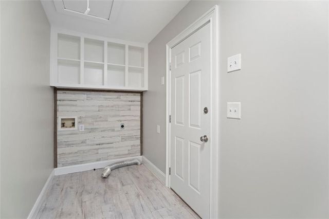 3895 MARHAM PARK Circle, Loganville, GA 30052