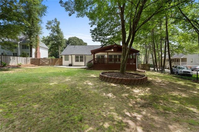 3895 MARHAM PARK Circle, Loganville, GA 30052