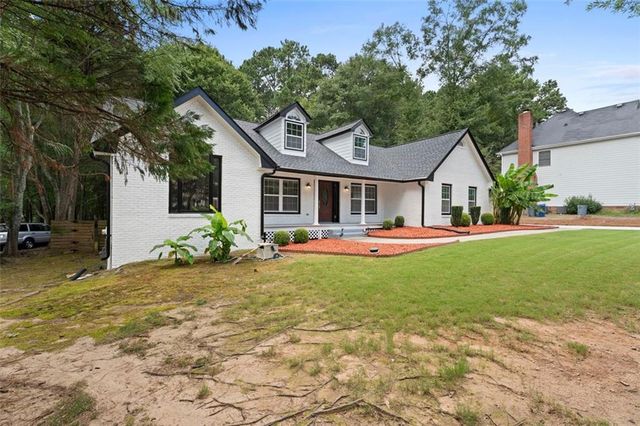 3895 MARHAM PARK Circle, Loganville, GA 30052