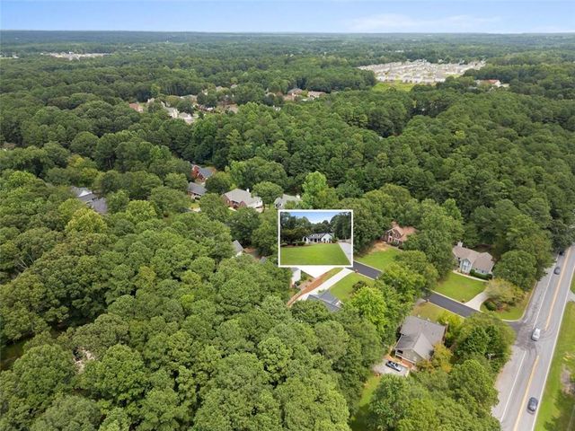 3895 MARHAM PARK Circle, Loganville, GA 30052