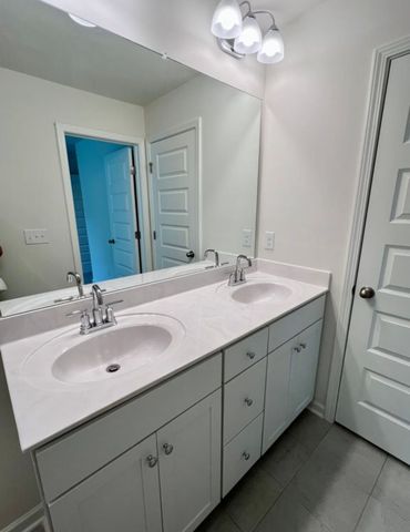 5111 Dayflower Dr, Hermitage, TN 37076