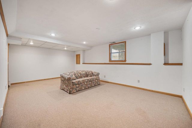 3205 Greenwood Drive, Janesville, WI 53546
