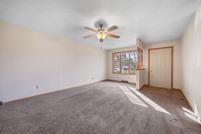 3205 Greenwood Drive, Janesville, WI 53546