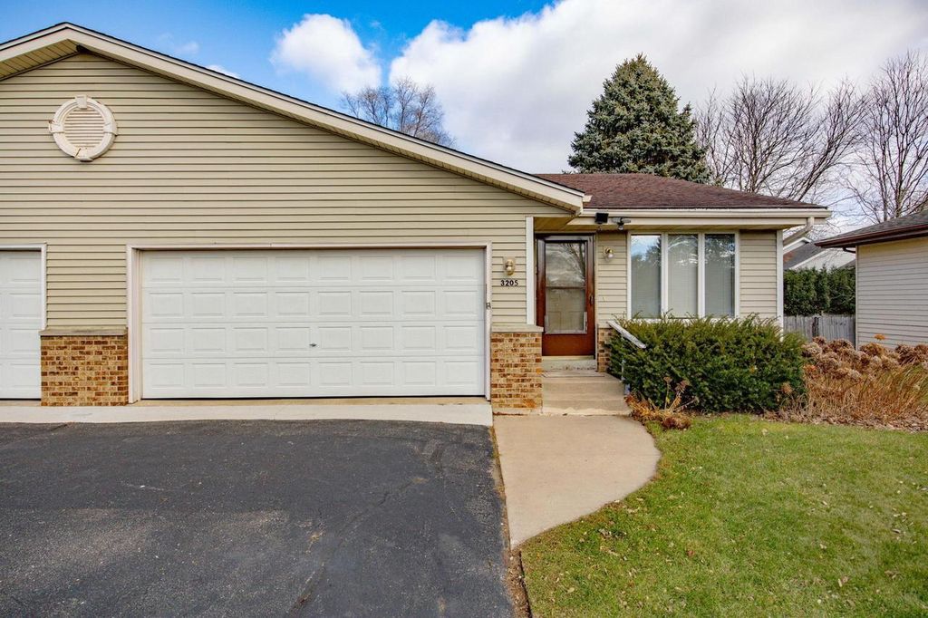 3205 Greenwood Drive, Janesville, WI 53546