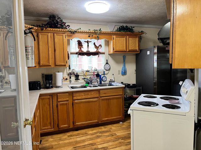 5608 W COUNTY ROAD 240, Lake Butler, FL 32054