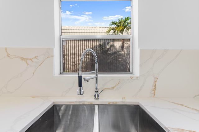 160 Brittany, Delray Beach, FL 33446