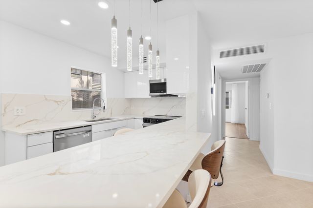 160 Brittany, Delray Beach, FL 33446