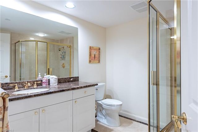 7117 Pelican Bay BLVD # 1806, Naples, FL 34108