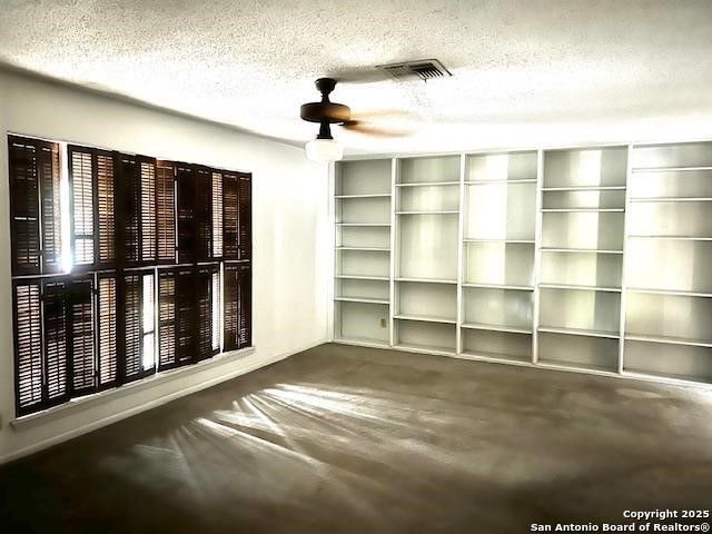 40 Encino Loma, Beeville, TX 78102