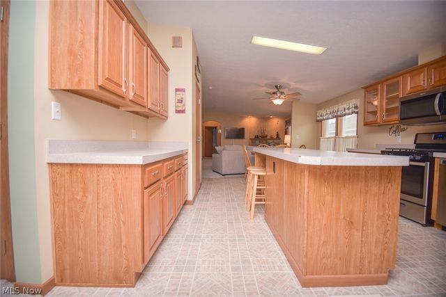 9075 Redhawk Drive, Streetsboro, OH 44241