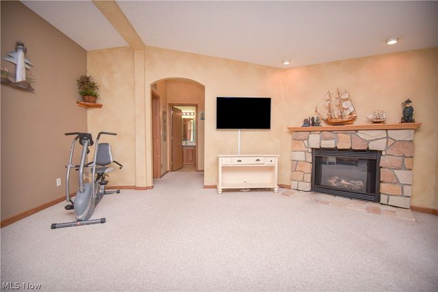 9075 Redhawk Drive, Streetsboro, OH 44241