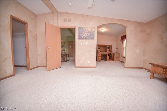 9075 Redhawk Drive, Streetsboro, OH 44241