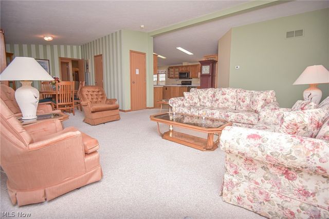 9075 Redhawk Drive, Streetsboro, OH 44241