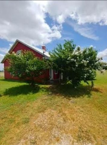 2670 Canaan Church Road, Crawford, TX 76638