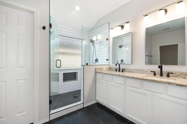 13236 Ridgepointe Road, Fort Worth, TX 76244