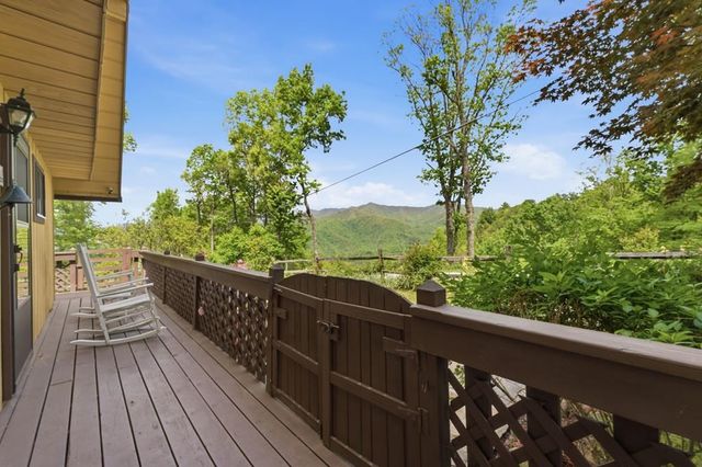 231 Ridge View Drive, Andrews, NC 28901
