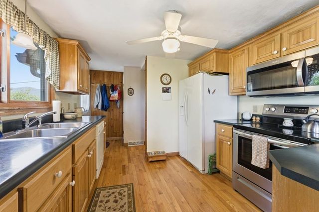 231 Ridge View Drive, Andrews, NC 28901