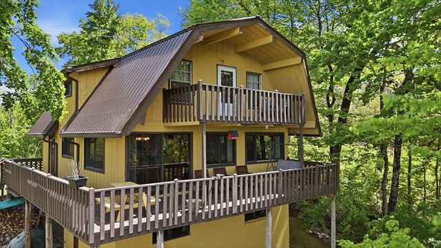 231 Ridge View Drive, Andrews, NC 28901